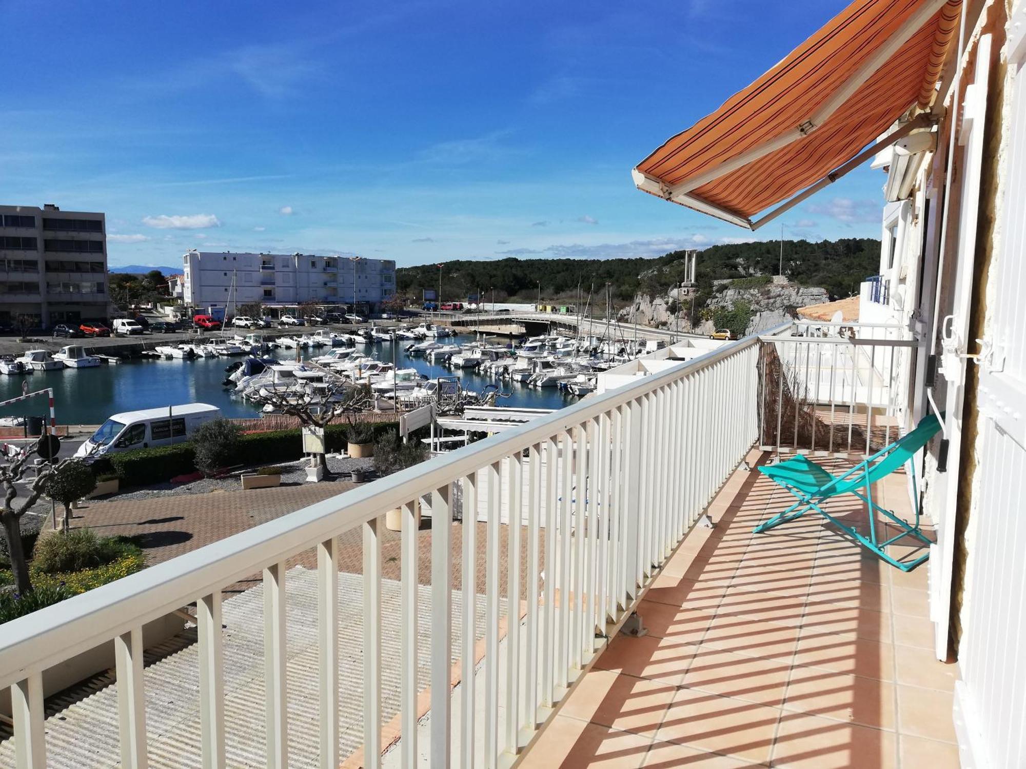 Superbe Appartement Avec Vue Sur Mer Et Port, Parking Prive Saint-Pierre-la-Mer  Ngoại thất bức ảnh